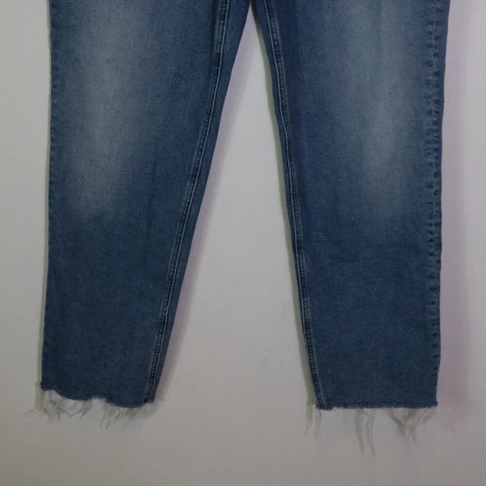 J Crew 90s Classic Straight Fit Jean Women 29 Downtown Medium Wash Ankle raw hem